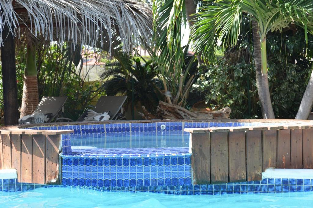 Bananas Apartments Adults Only Палм Бич Экстерьер фото